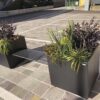 Plantenbak Queen 13 Parkbank, plantenbakcombinatie Queen. Leverbaar in diverse uitvoeringen en ral kleuren.